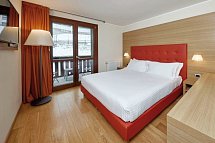 Blu Hotel Acquaseria - Wohnbeispiel Doppelzimmer Standard mit Balkon (Zimmercodierung DG2)