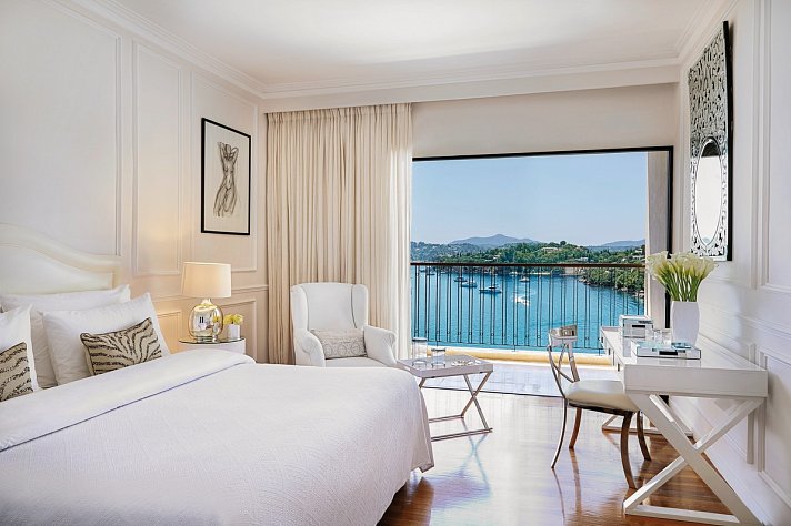 Corfu Imperial a Grecotel Resort to Live