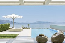 Ikos Dassia - Wohnbeispiel Suite Deluxe 1 Schlafzimmer Privat-Pool Strandseite (Zimmercodierung JDM)