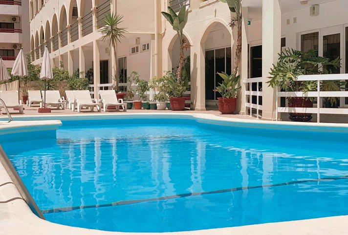Aparthotel Calema Avenida Jardim