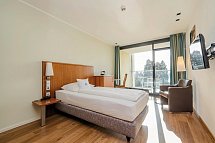 Parkhotel St. Leonhard - Wohnbeispiel Einzelzimmer Standard Seeseite (Zimmercodierung EG1)