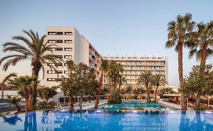 AQUA Hotel Silhouette & Spa