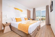 L'Azure Hotel - Wohnbeispiel Doppelzimmer Standard (Zimmercodierungen DG1 & DBP)