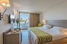 Kriti Beach Hotel - Wohnbeispiel Doppelzimmer Superior seitl. Meerblick (Zimmercodierung DSN)