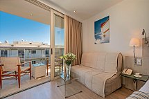 Kriti Beach Hotel - Wohnbeispiel Juniorsuite Meerblick (Zimmercodierung J1M)