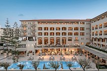 Theartemis Palace