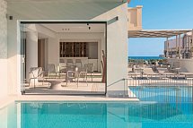 Theartemis Palace