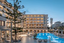 Theartemis Palace