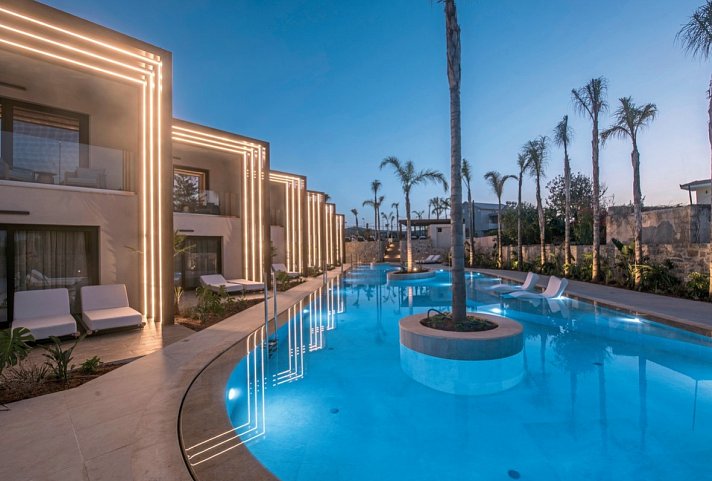 Noble Hotel