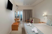 Themis Beach Hotel - Wohnbeispiel Doppelzimmer Meerblick (Zimmercodierung DBM)
