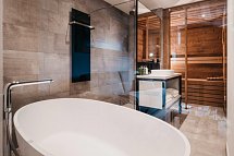 VAYA Zillertal - Beispiel Bad Suite Spa (Zimmercodierung WB1)