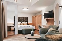 Tirolerhof - Wohnbeispiel Juniorsuite Vogelnest oder Alpenstern (Zimmercodierung JB1)