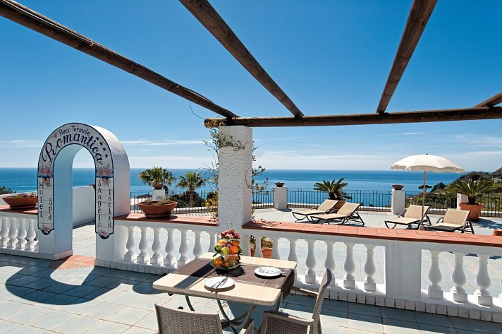 Borgo Romantica Resort & Spa