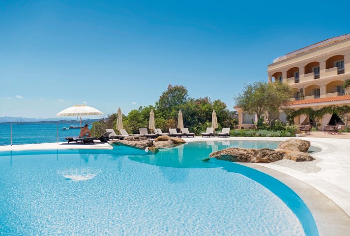 Gabbiano Azzurro Hotel & Suites