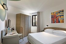 Rina Hotel - Wohnbeispiel Doppelzimmer Standard (Zimmercodierung DG1)