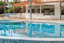 St. George Beach Hotel & Spa Resort
