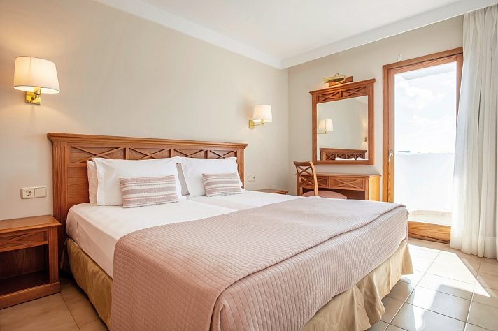 Inturotel Cala Azul