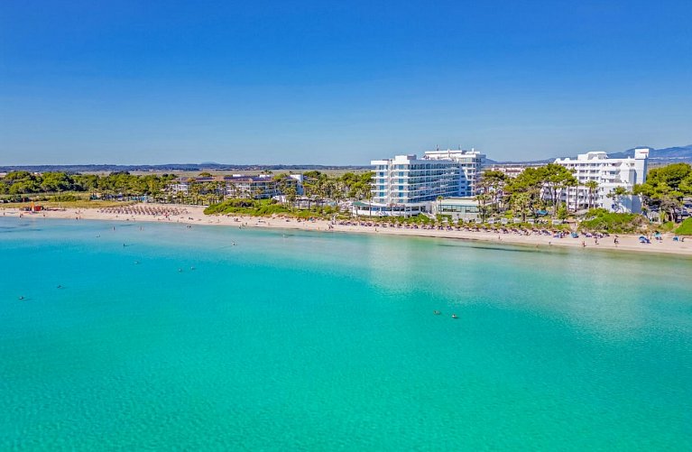 Playa Esperanza Resort