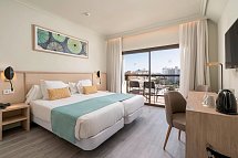 AluaSoul Palma - Wohnbeispiel Doppelzimmer Superior Pool- und seitlicher Meerblick (Zimmercodierung DSP)