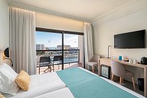 AluaSoul Palma - Wohnbeispiel Doppelzimmer Superior Pool- und seitl. Meerblick (Zimmercodierung DSP)