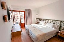 Eix Alcudia - Wohnbeispiel Doppelzimmer Poolblick renoviert (Zimmercodierungen D3P & D4P)