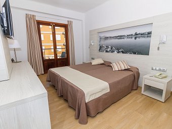 Eix Alcudia - Wohnbeispiel Doppelzimmer (Zimmercodierungen DB1 & DB2)