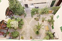 El Guía - Innenhof