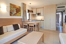 Hipotels Mediterráneo Club - Wohnbeispiel Appartement 1 Schlafzimmer „Garden” (Zimmercodierungen AB1, AE2, AB2 & ABM)