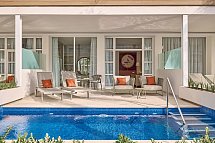 Zafiro Alzinar Mar - Wohnbeispiel Juniorsuite mit privatem Pool (Zimmercodierungen J3P & J4P)