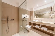 PortBlue Club Pollentia Resort & Spa - Beispiel Bad (Zimmercodierungen DB2, DB6, DB7 & DB8)