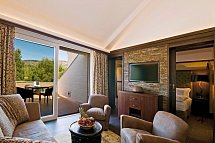 Lindner Hotel Mallorca Portals Nous, part of JdV by Hyatt - Wohnbeispiel Royal African Suite (Zimmercodierung WB1)
