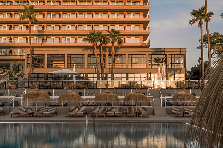Caramelo Calvia Beach