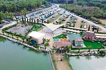 Camping Free Beach (by Happy Camp)