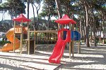 Hu Park Albatros Village (by Happy Camp)