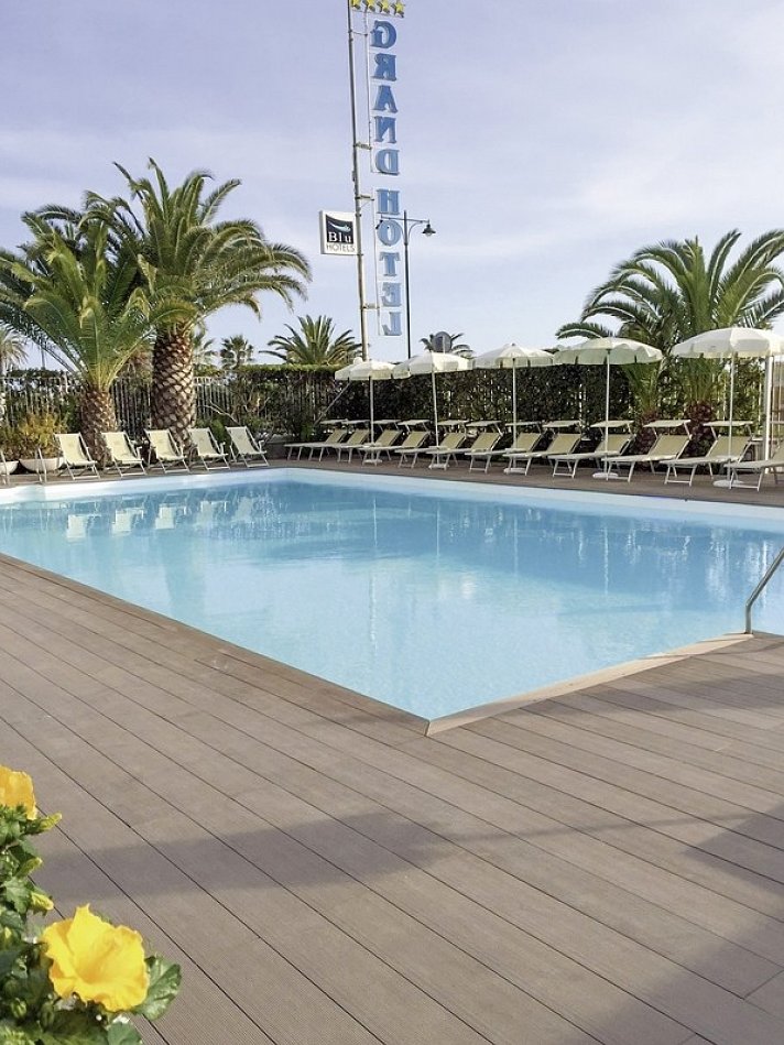 Grand Hotel