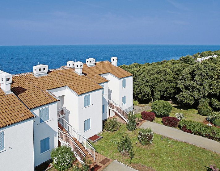 Lanterna Resort
