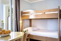 Island Hotel Katarina - Wohnbeispiel Familienzimmer Meerseite (Zimmercodierung FBC)