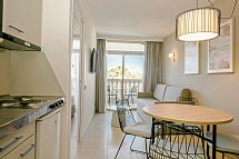 Ponient Dorada Palace by PortAventura World - Wohnbeispiel Appartement 1 Schlafzimmer (Zimmercodierungen AB1 & AB2)