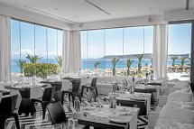 The Ixian Grand & All Suites