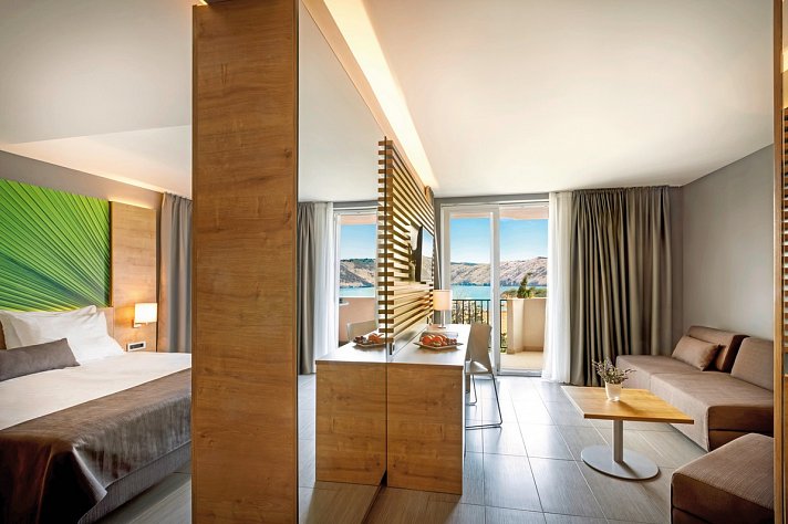 San Marino Resort Plaza Hotel
