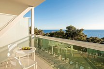 Family Hotel Vespera - Wohnbeispiel Familienzimmer mit Verbindungstür Meerseite (Zimmercodierungen FVC & DBC)