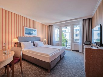 Dorint Strandhotel Binz/Rügen - Wohnbeispiel Suite Komfort (Zimmercodierung WF1)