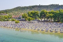 Lagomandra Beach Hotel