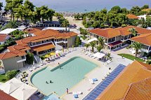 Lagomandra Beach Hotel