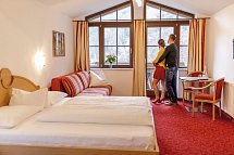 Feriendorf Ponyhof - Wohnbeispiel Doppelzimmer Elternhaus (Zimmercodierung DB1)