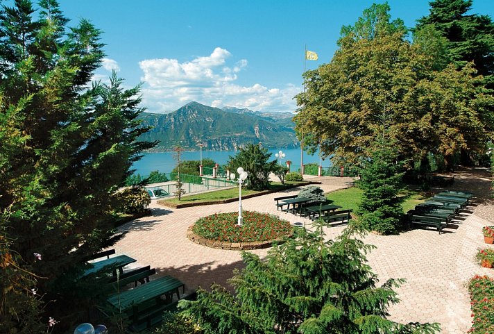 Park Hotel Jolanda