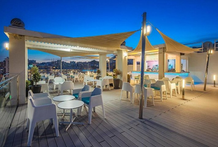 Hotel Las Arenas Affiliated by Meliá