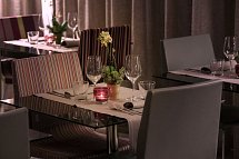 8Piuhotel