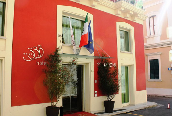 Hotel 33 Baroni