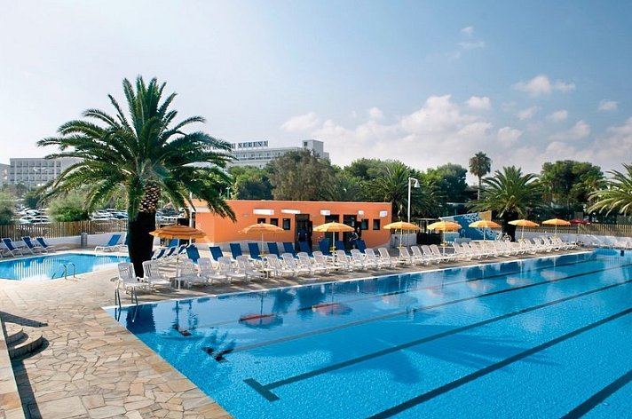 GranSerena Hotel